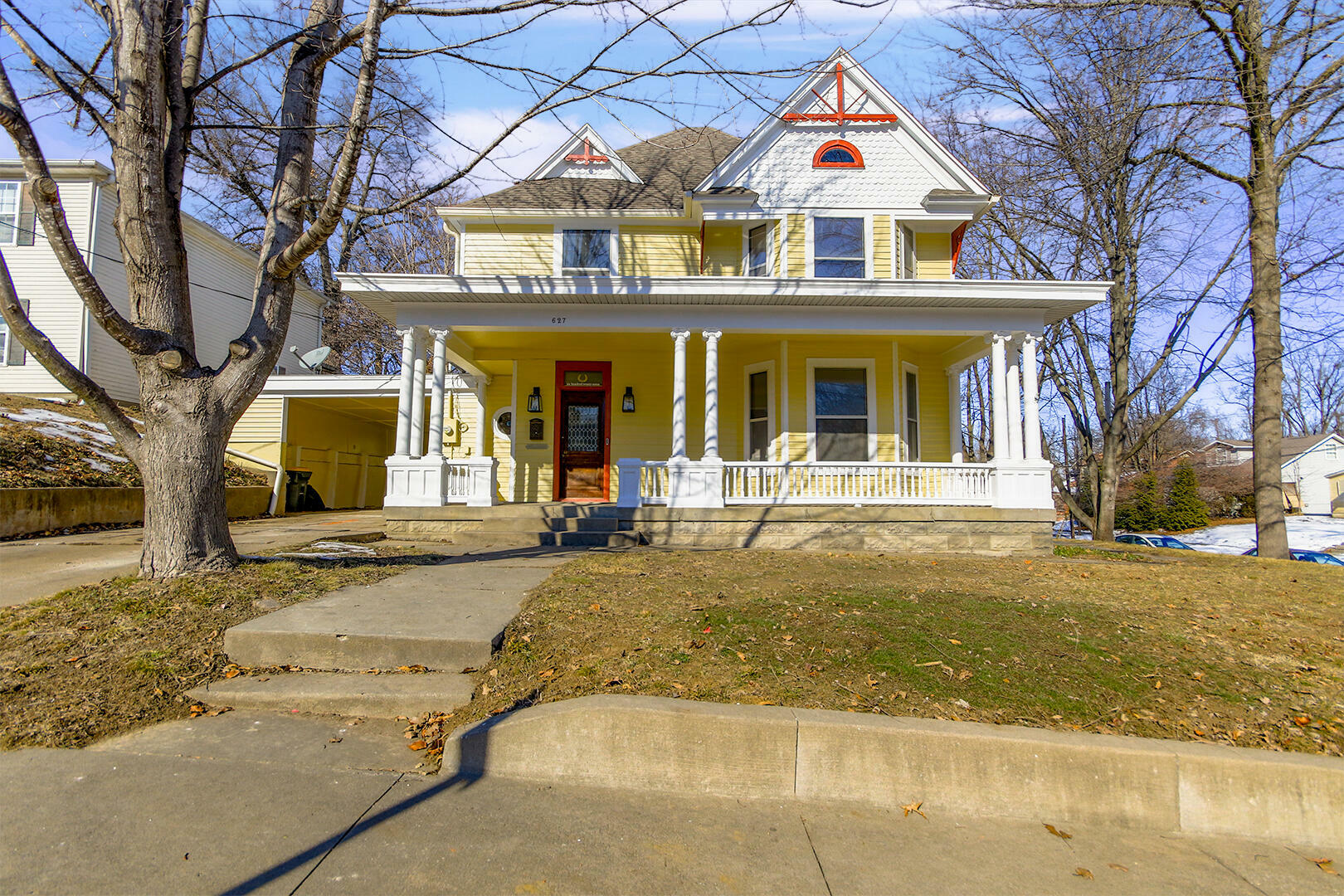 Property Photo: 627 Locust St MO 65233