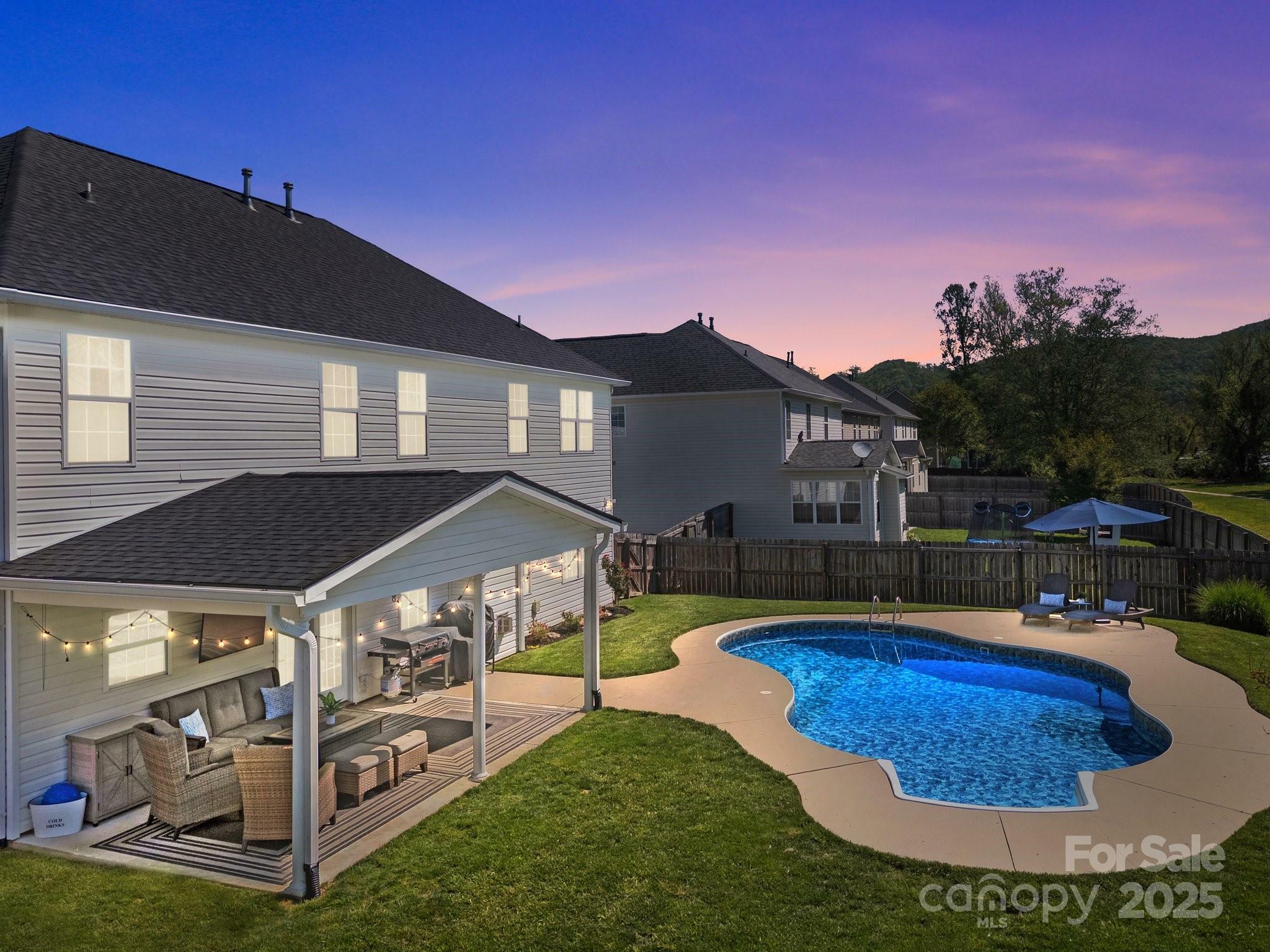 Property Photo: 347 Wildbriar Road 28 NC 28732