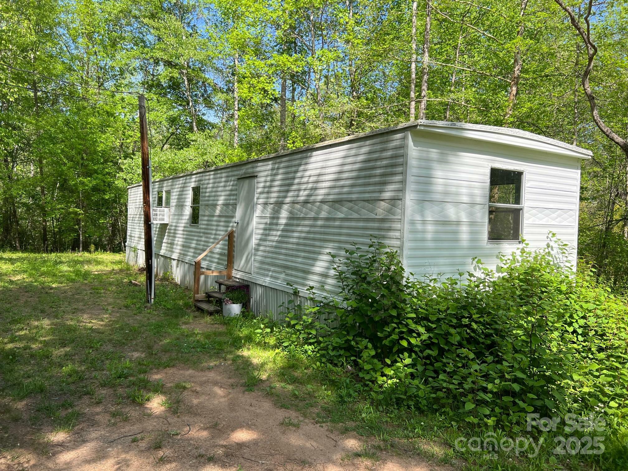 1040 Pea Patch Lane  Morganton NC 28655 photo