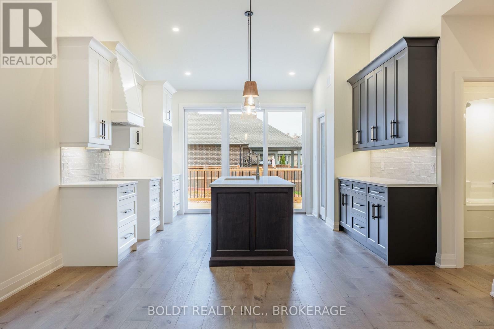 Property Photo: 1051 Pelham Street ON L3C 3E4
