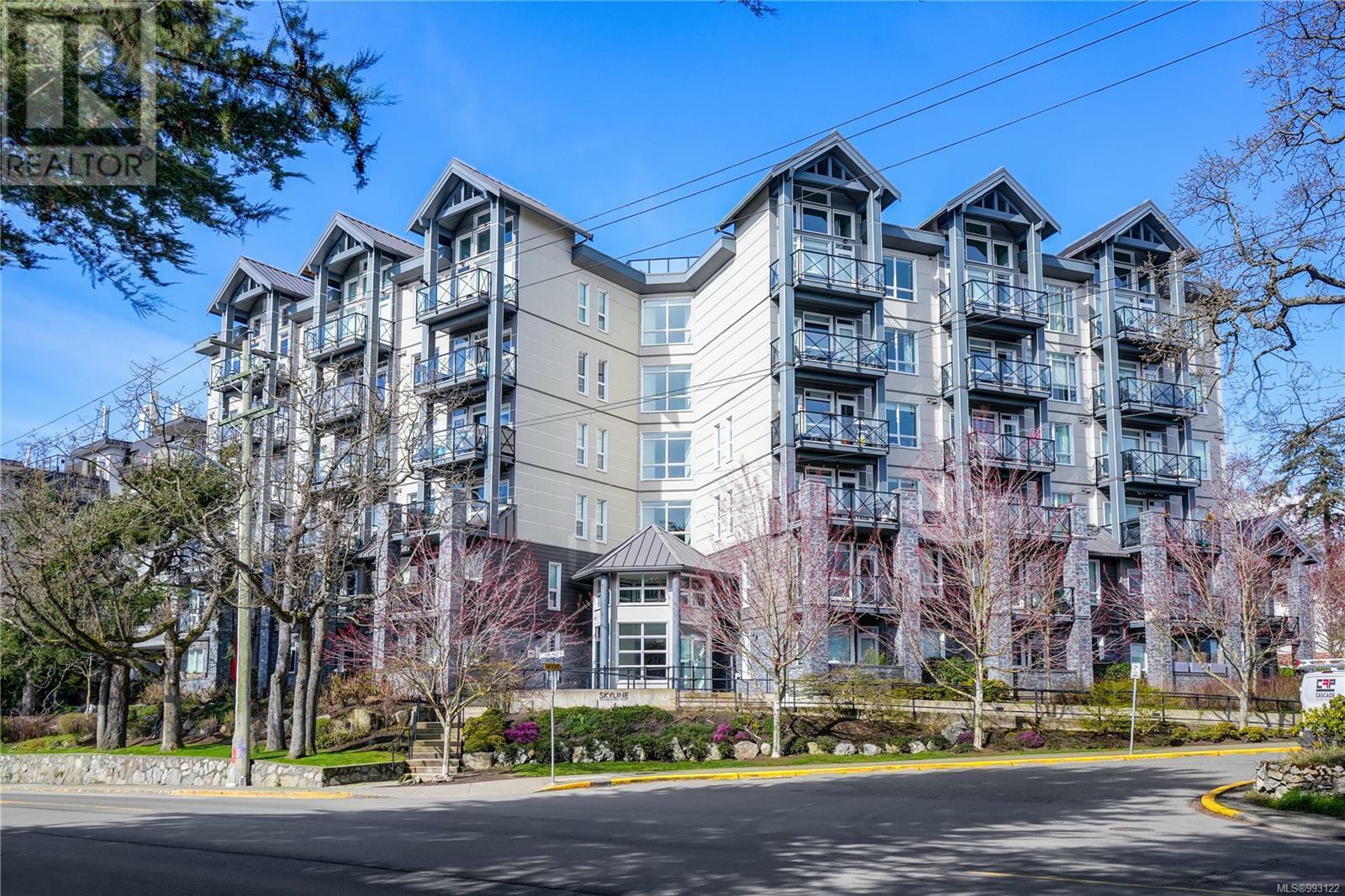 Property Photo: 924 Esquimalt Road 302 BC V9A 3M8