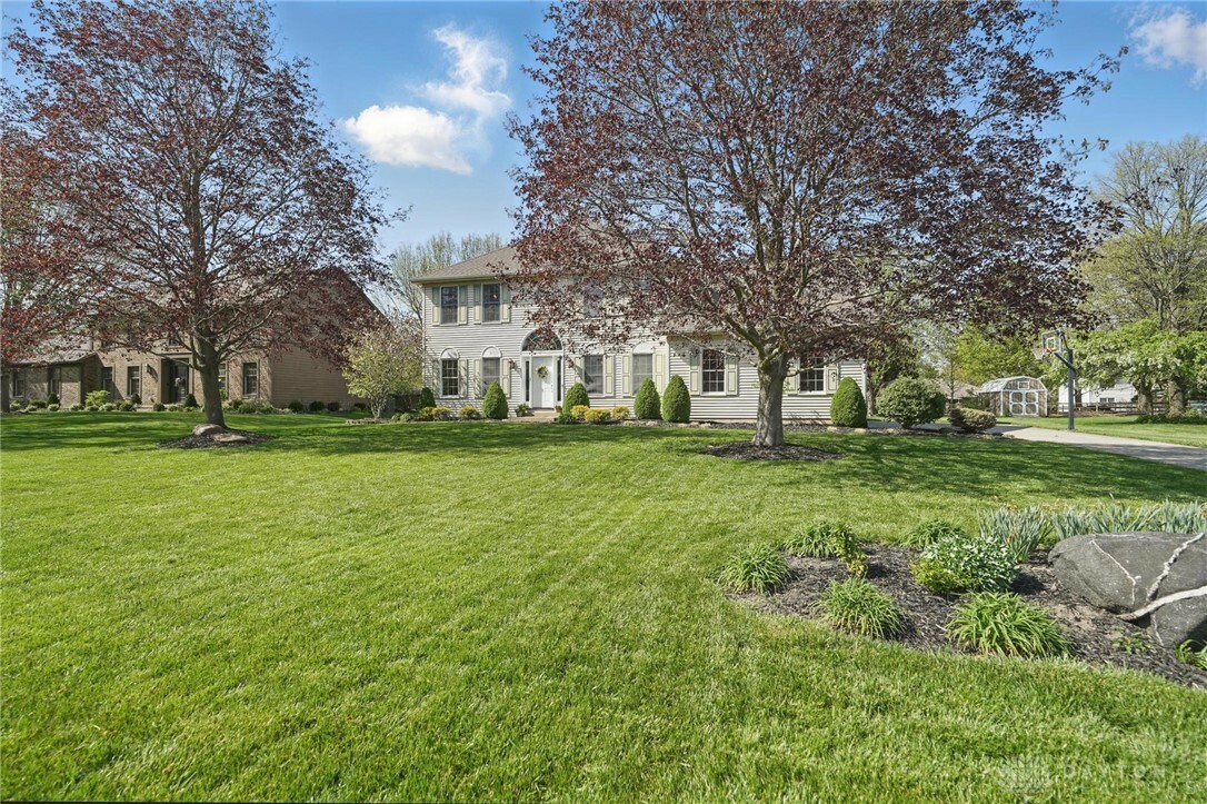 Property Photo:  1835 Thornwood Court  OH 45373 