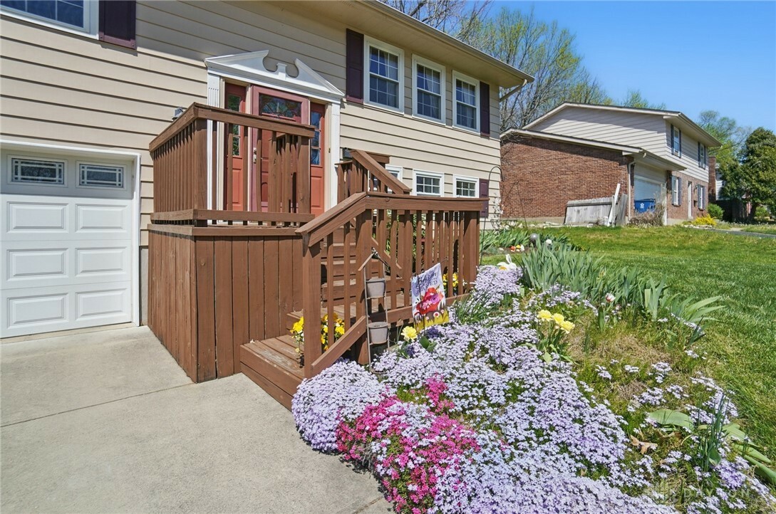 Property Photo:  4927 Pepperwood Drive  OH 45424 