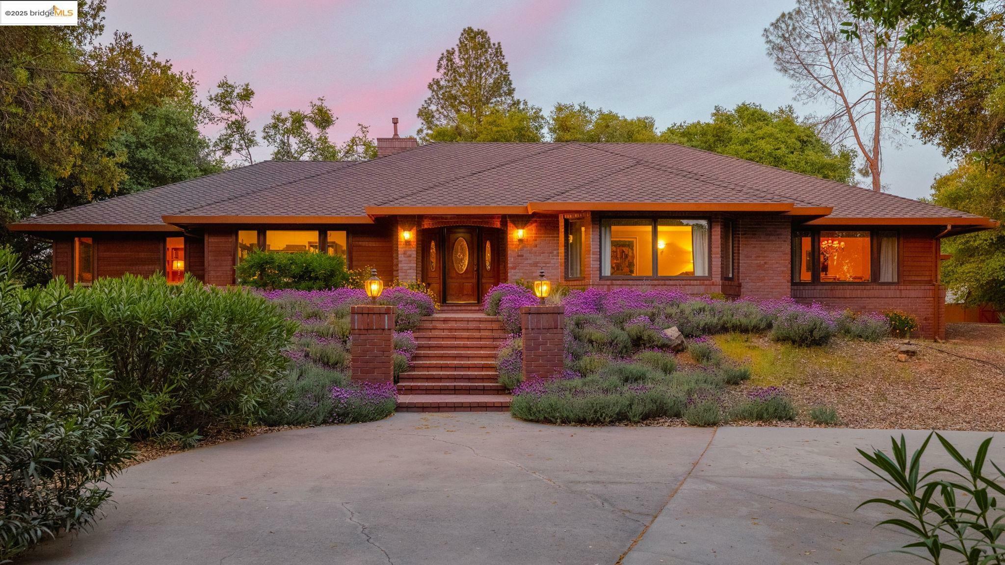 22383 Bennett Rd  Sonora CA 95370 photo