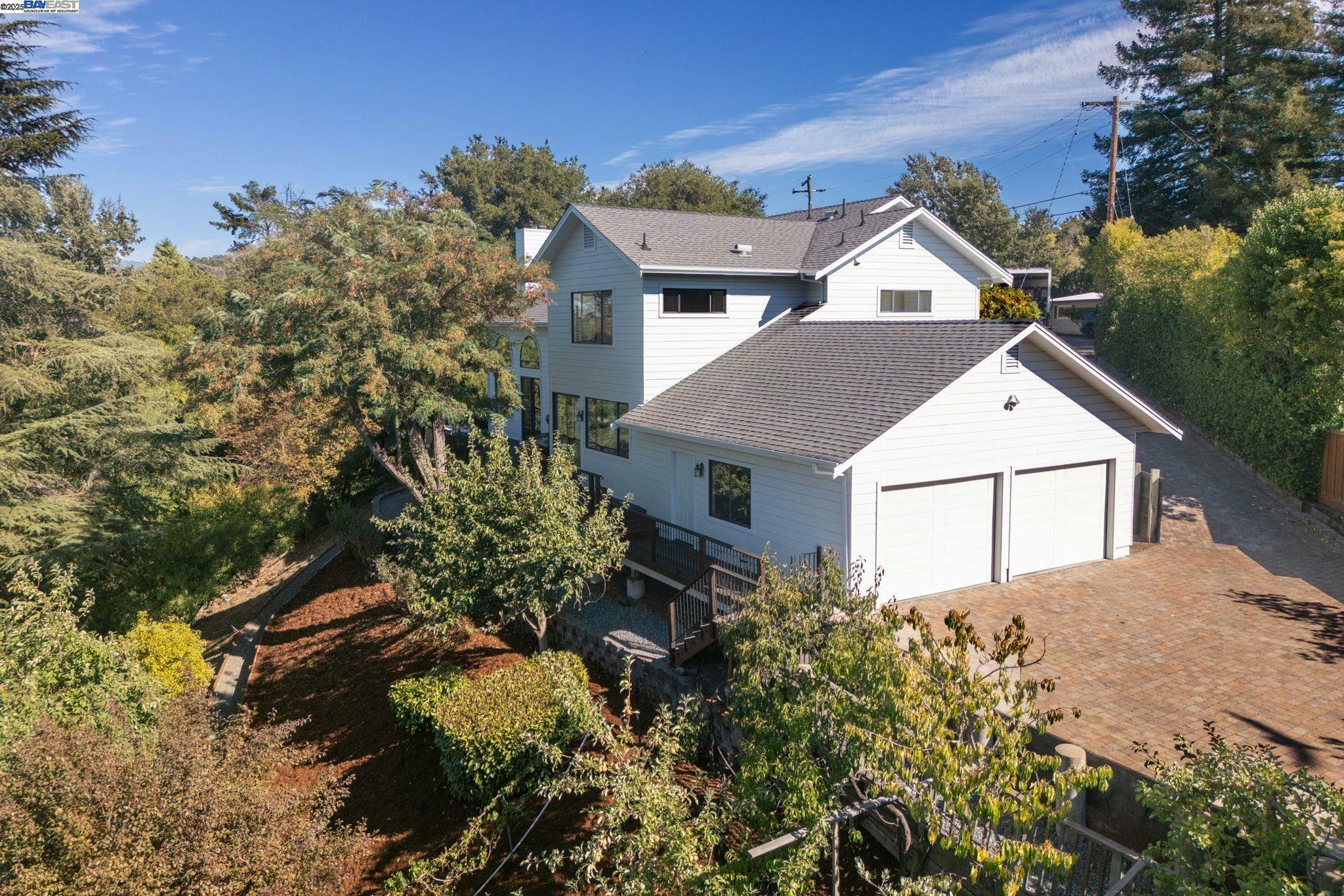 Property Photo: 783 Solana Dr CA 94549