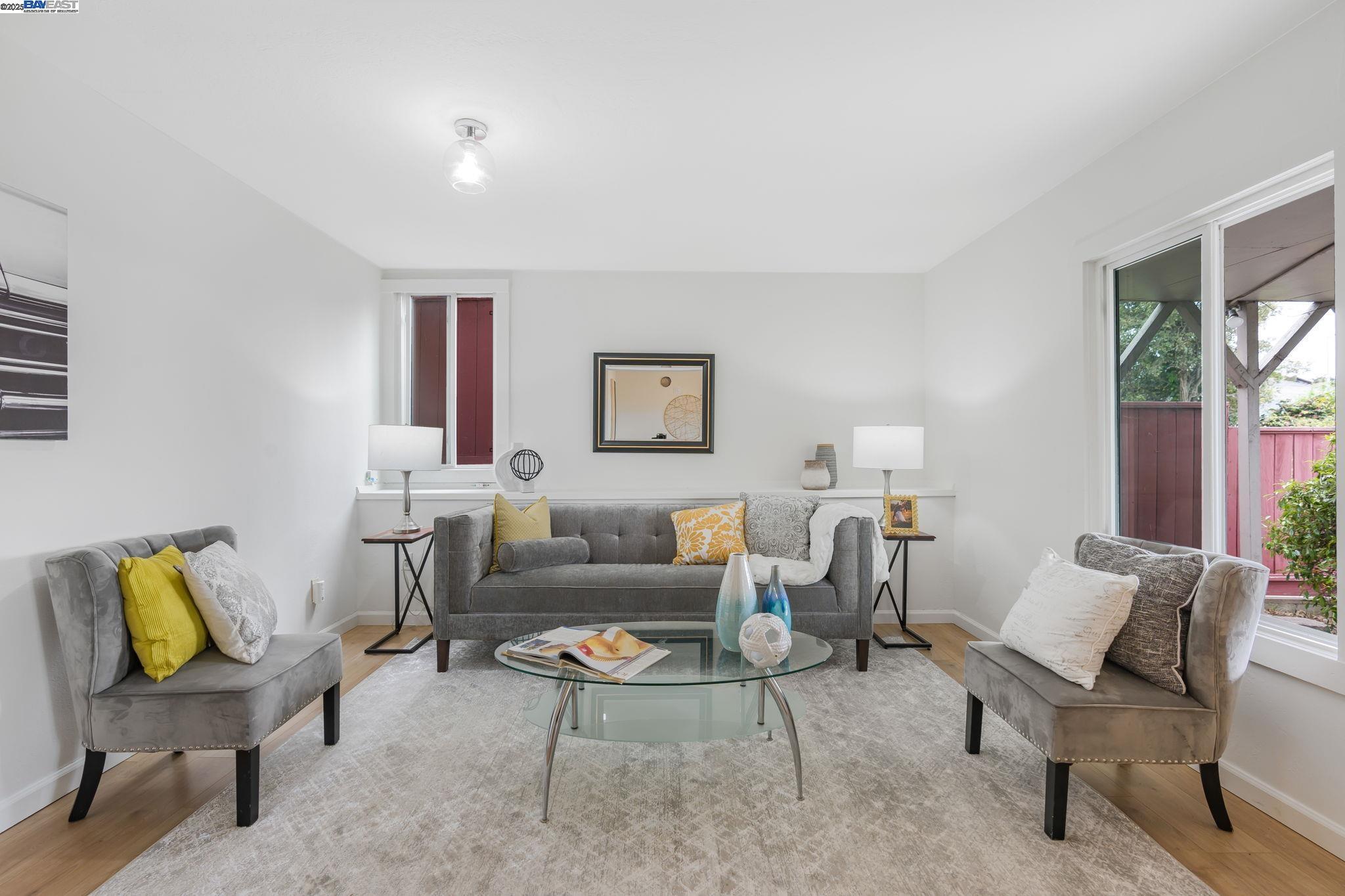 Property Photo: 812 Washington Ave CA 94706