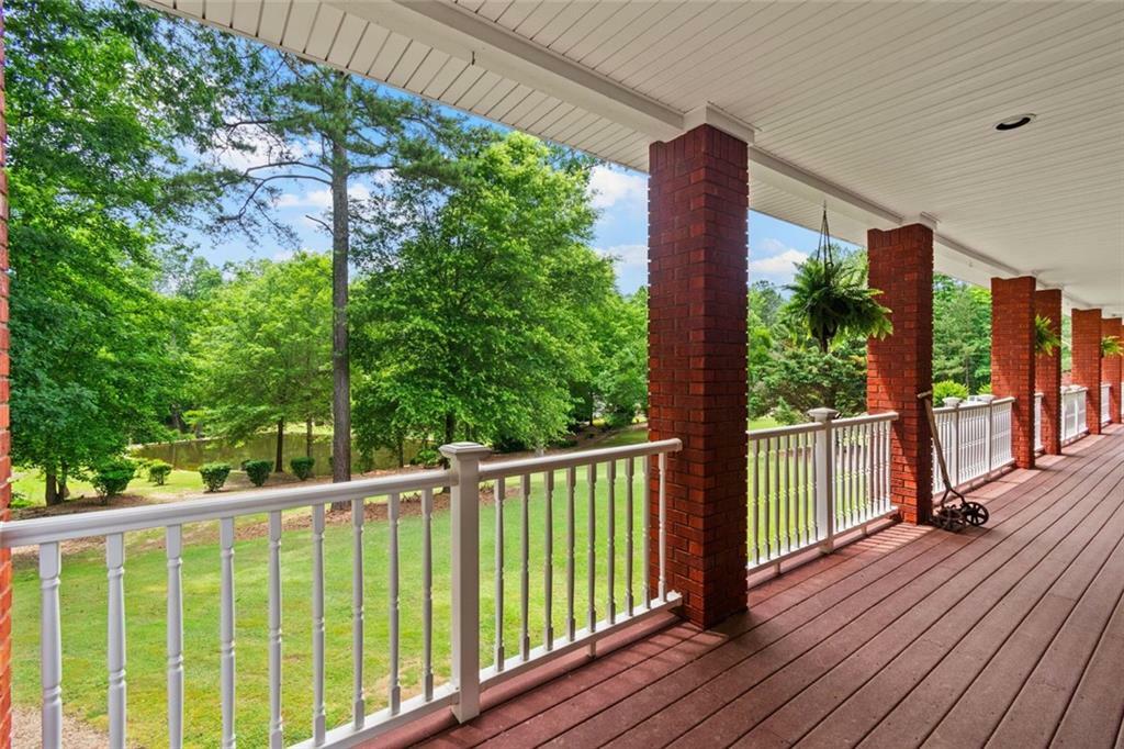 Property Photo: 7180 Westray Road GA 30028