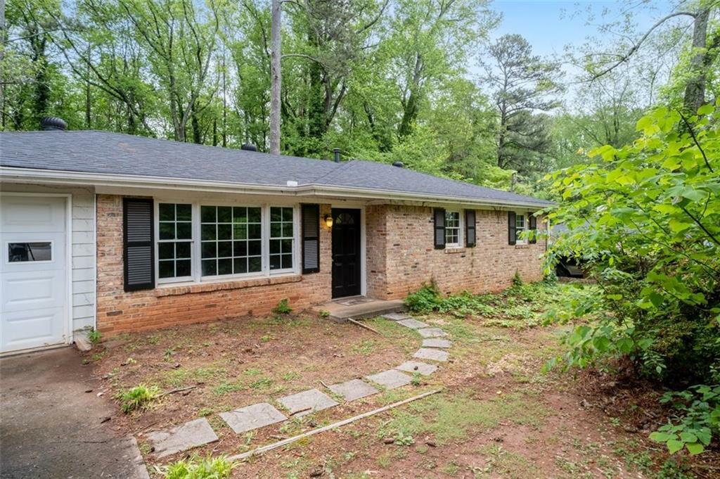 Property Photo: 980 Oakton Drive SW GA 30060