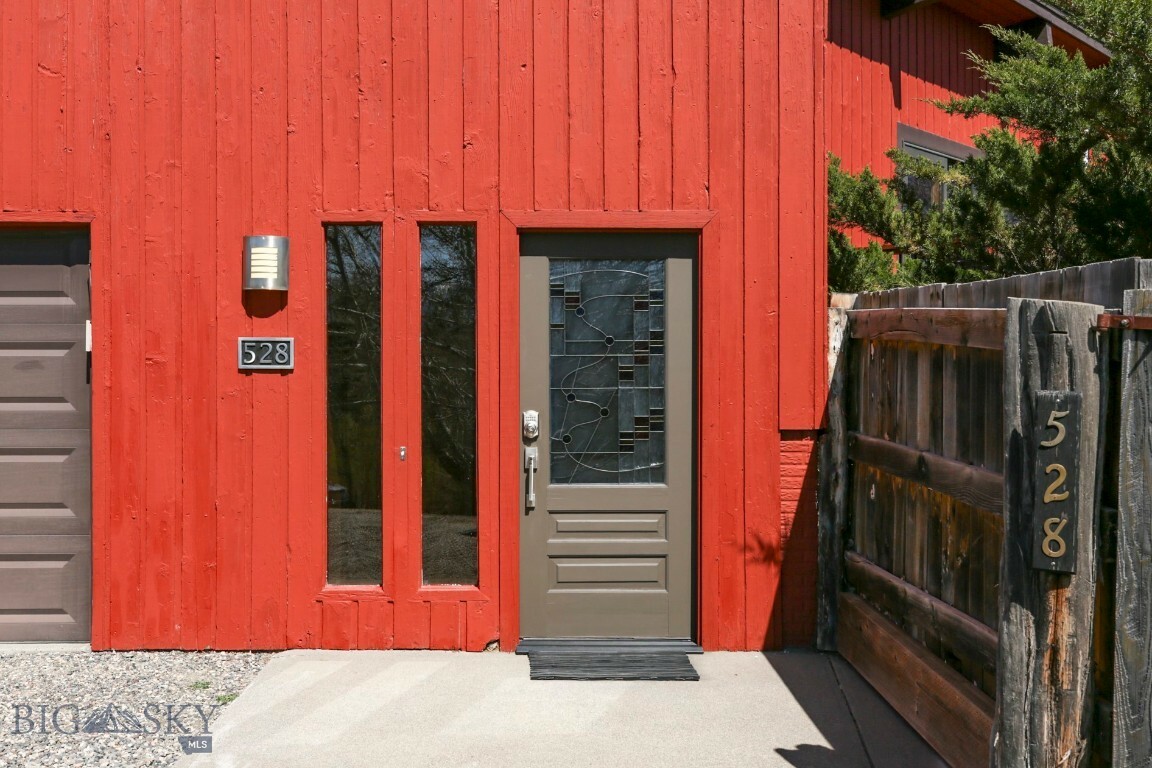 Property Photo: 528 N Yellowstone Street MT 59047