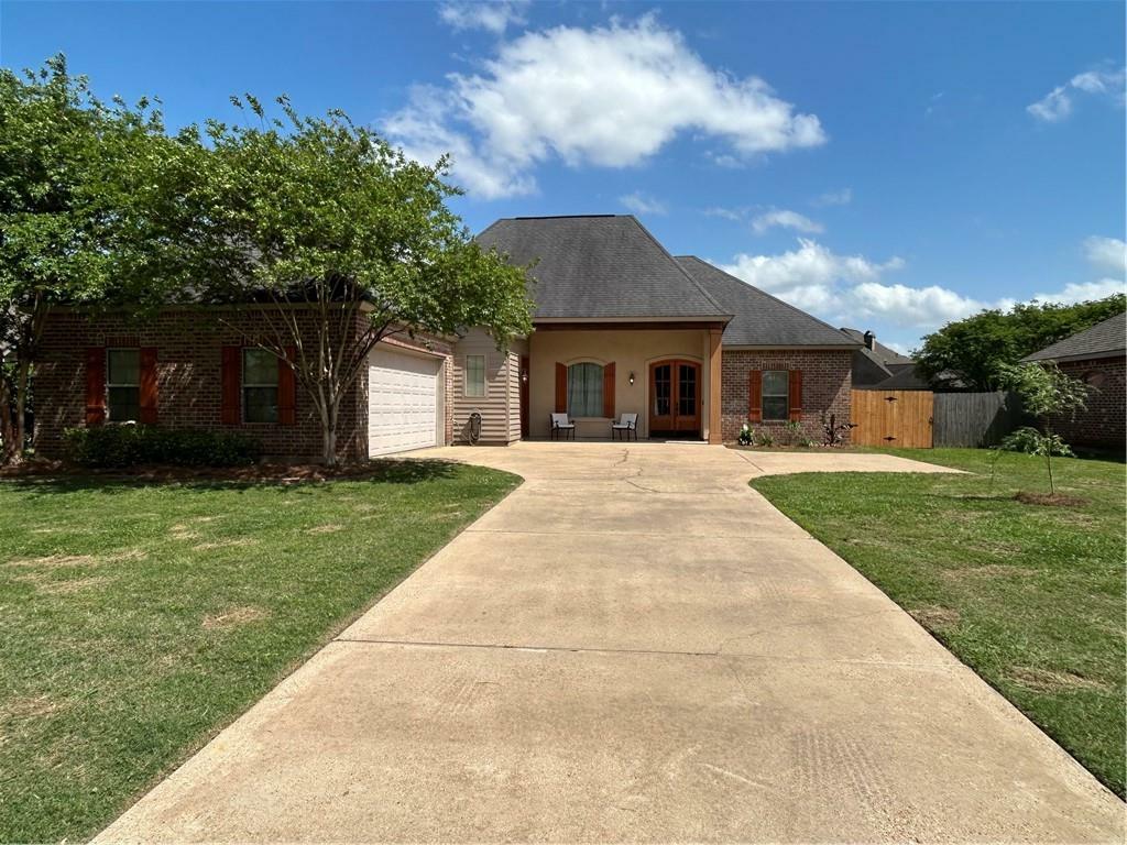 Property Photo: 6514 Arden Oaks Drive LA 71301