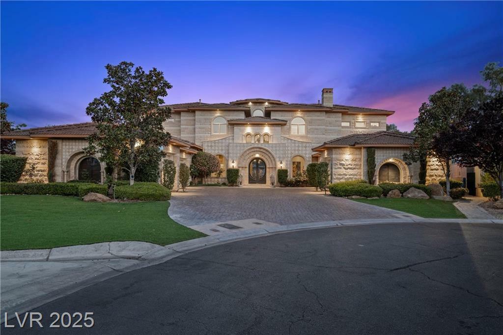 Property Photo: 9301 Verlaine Court NV 89145