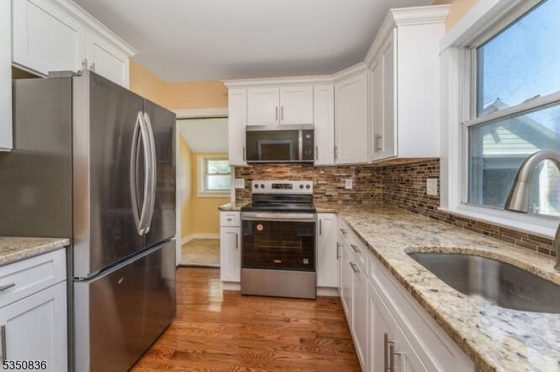 Property Photo: 270 Wyoming Ave NJ 07882