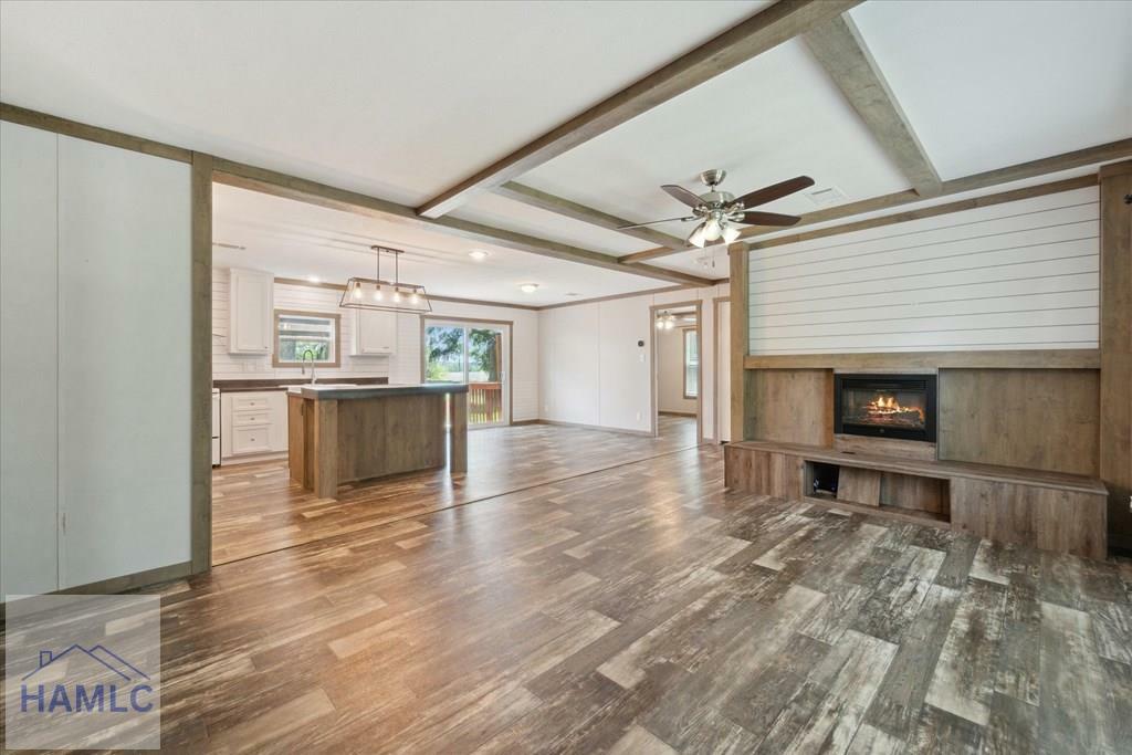 Property Photo: 1293 Lake Drive GA 31320