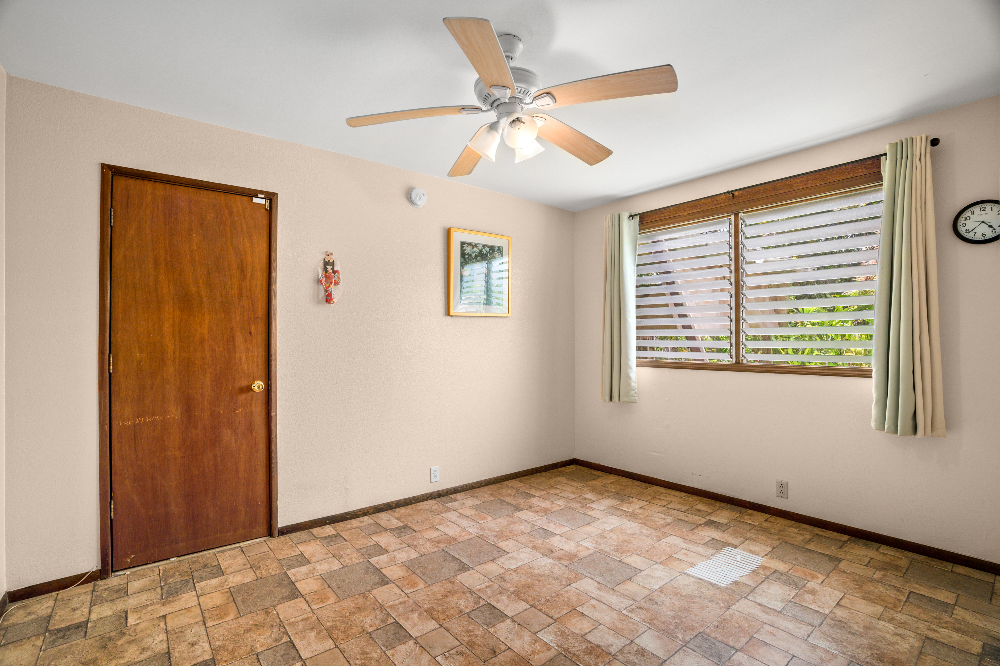 Property Photo: 187 Lihau St HI 96746