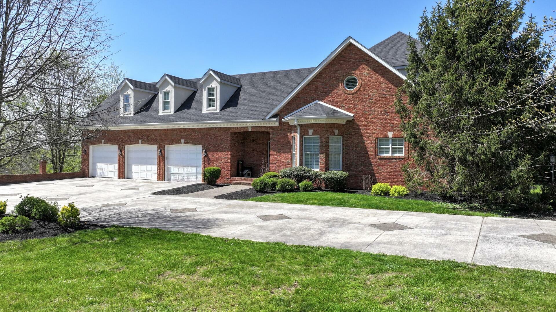 Property Photo: 115 Hidden Valley Lane KY 42503