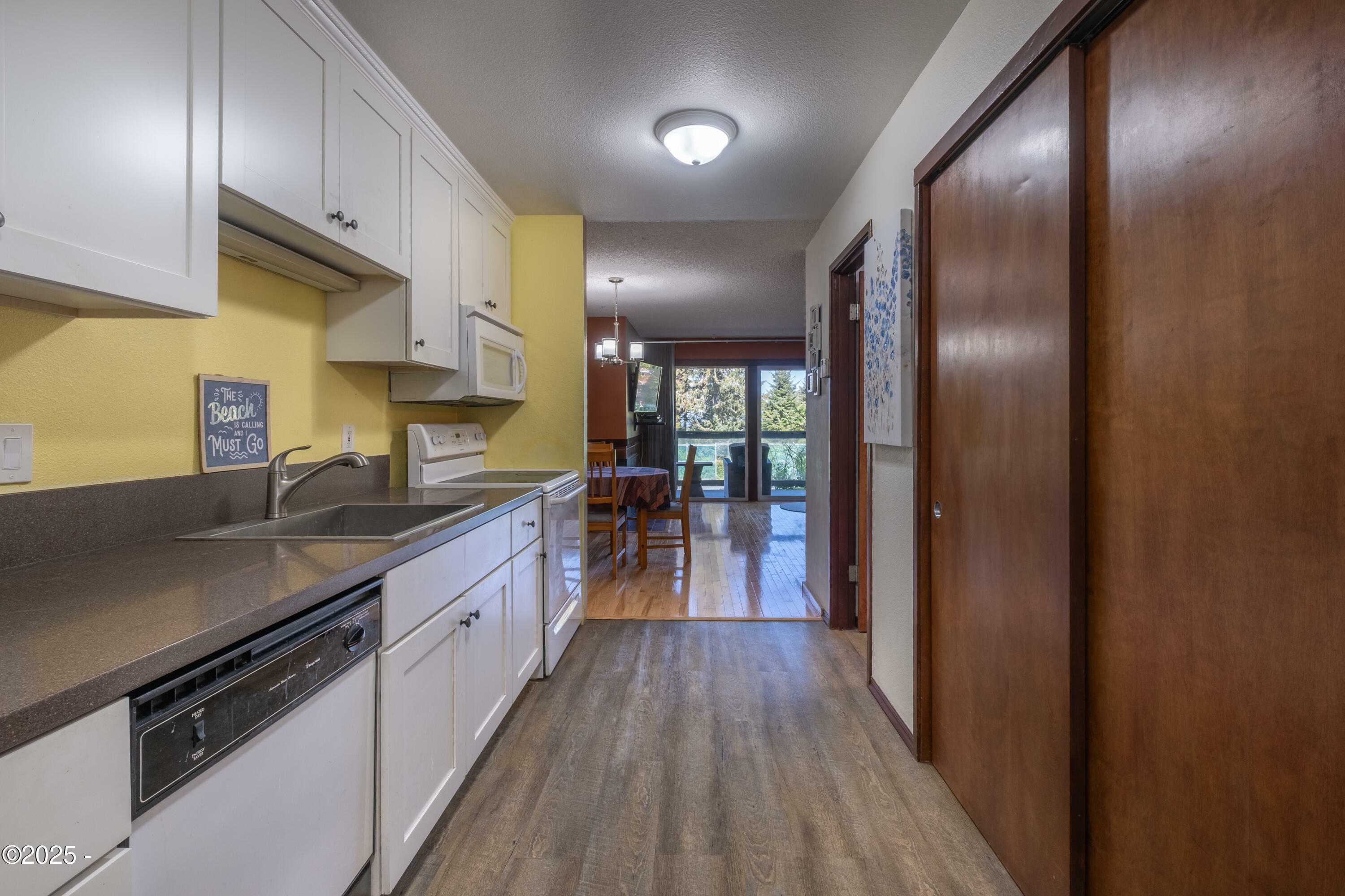 Property Photo: 301 Otter Crest Drive 174 &Amp 175 OR 97369