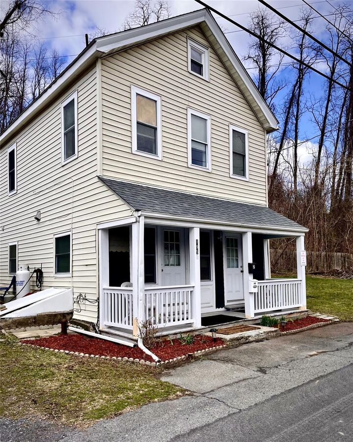 195 North Street  Kingston NY 12401 photo