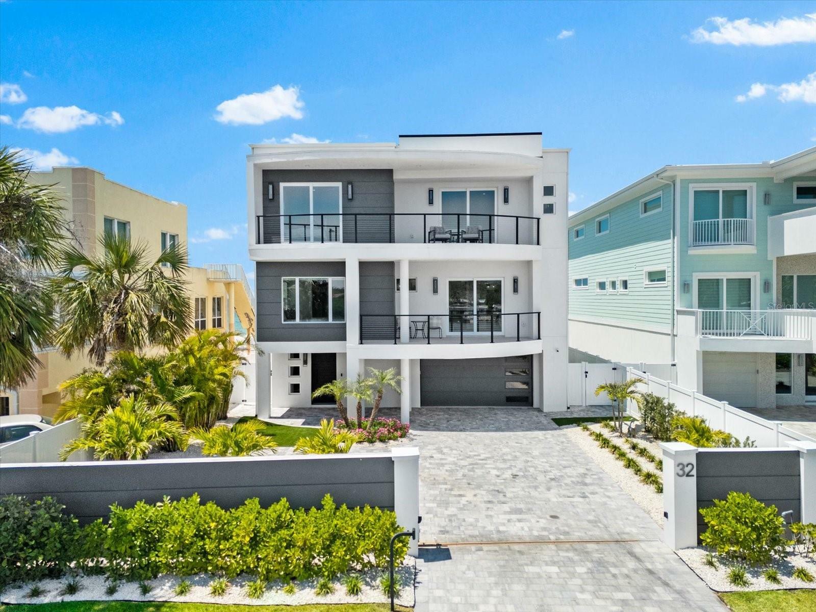Property Photo:  32 Gulf Boulevard  FL 33785 