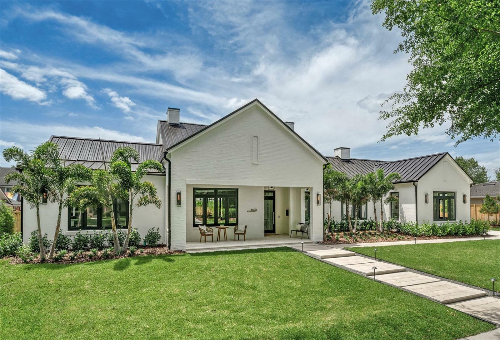 Property Photo: 1400 Nottingham Street FL 32803