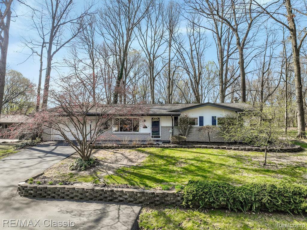 11004 Timberline Drive  Shelby Twp MI 48316 4568 photo