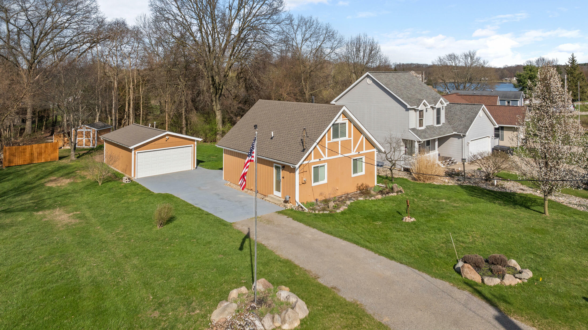 11112 Greenview Court  Jerome MI 49249 photo