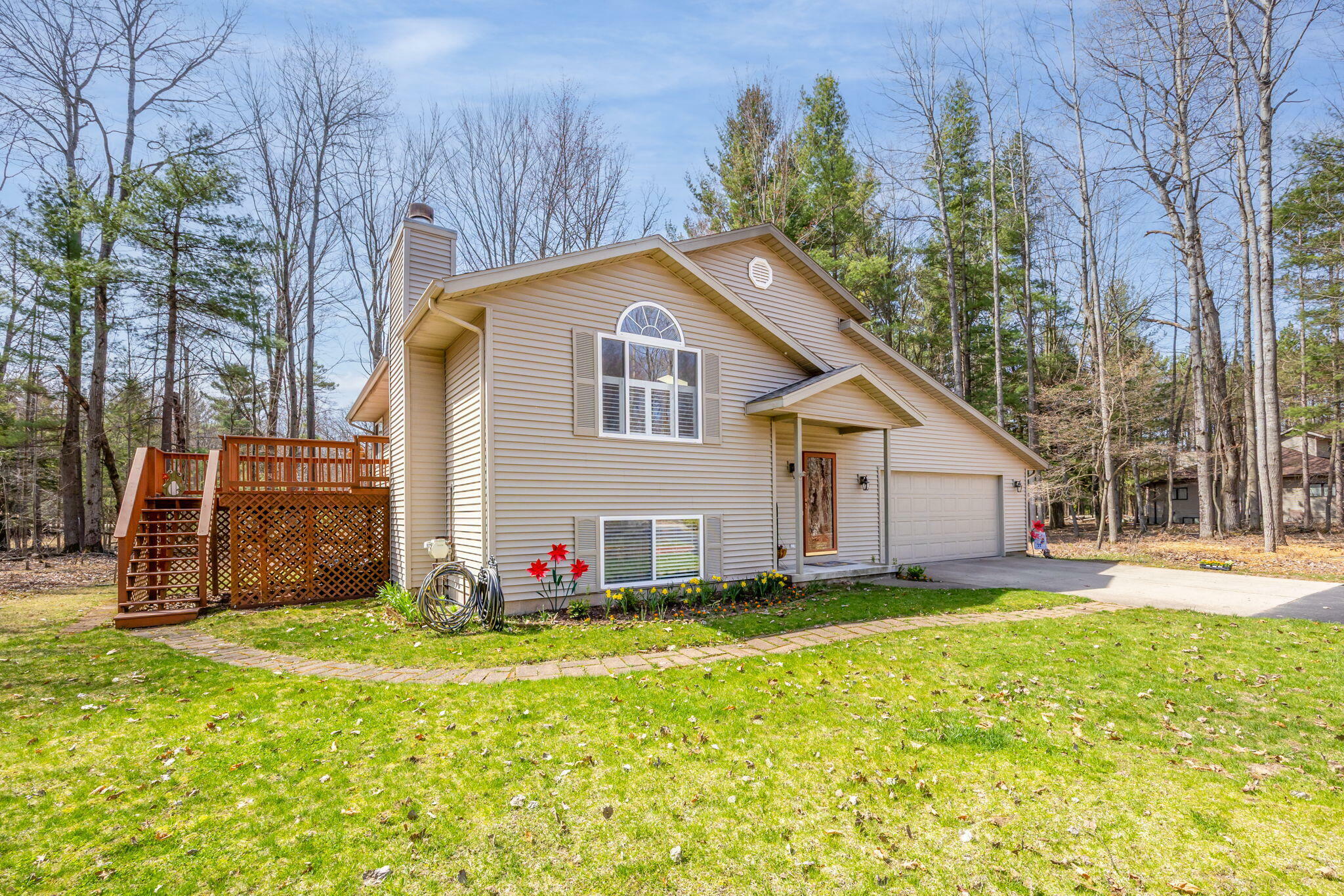 Property Photo: 6283 Clubhouse Drive E MI 49346