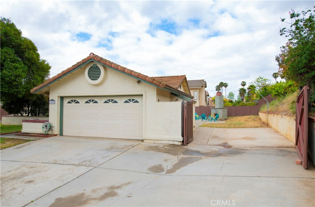 Property Photo: 1502 Katella Way CA 92027