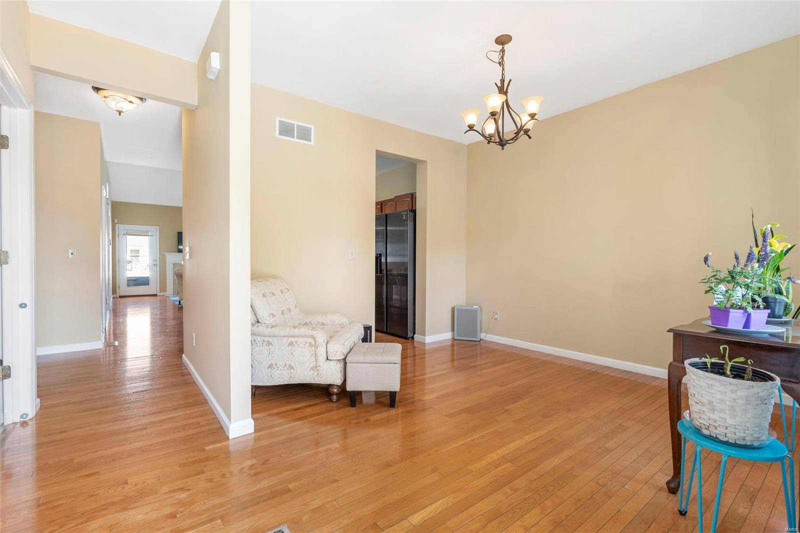 Property Photo: 627 Rosetta Drive M1 MO 63031