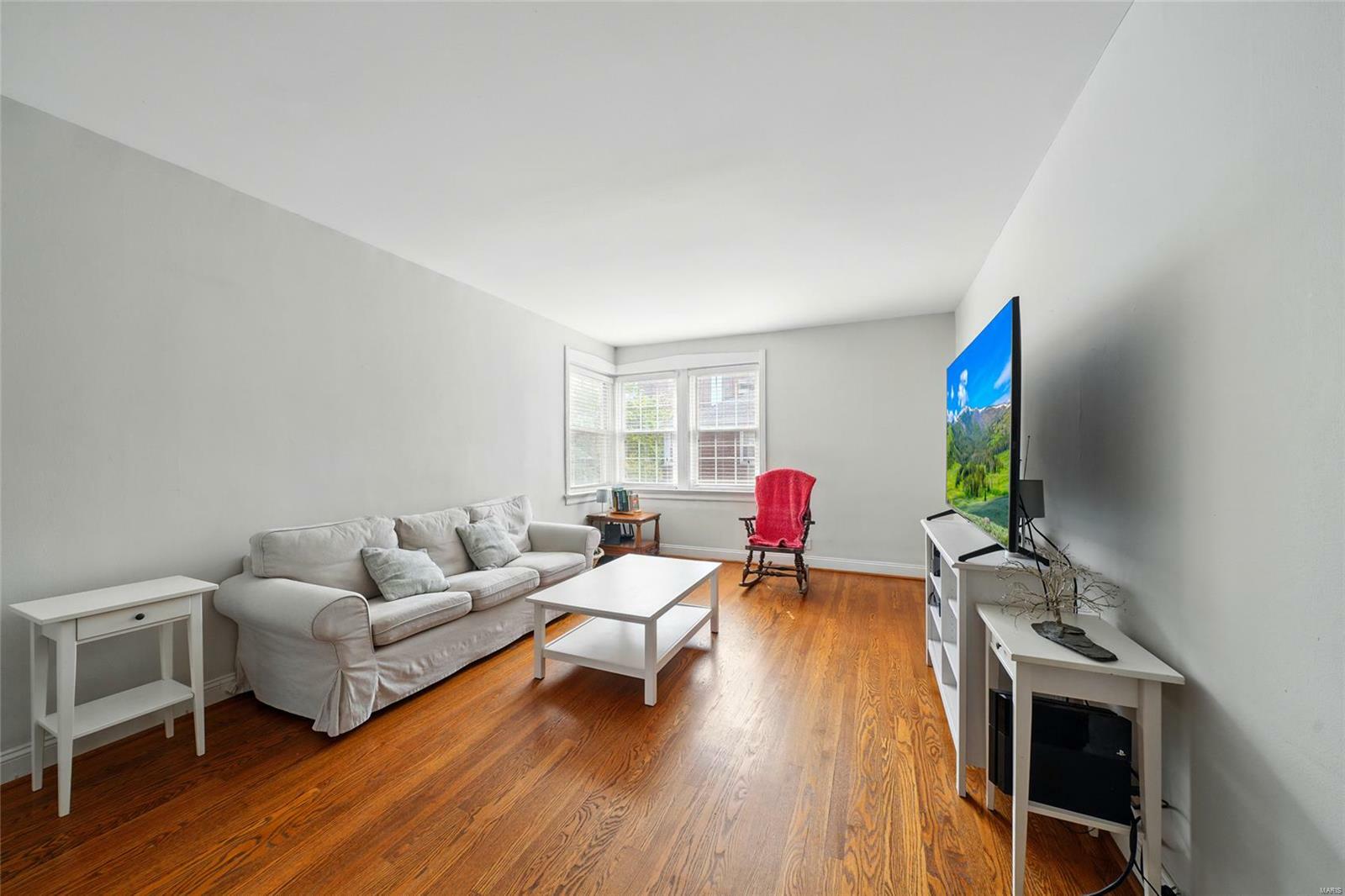 Property Photo: 7561 Oxford Drive 3S MO 63105