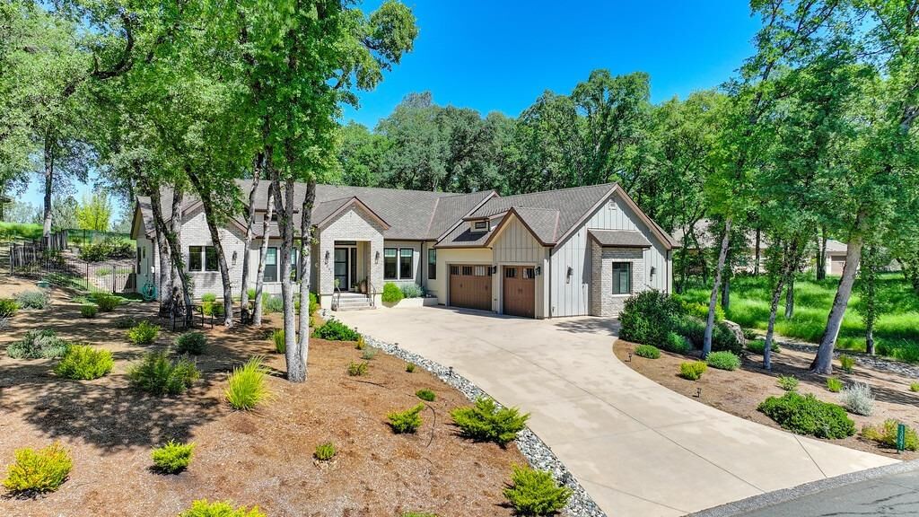 Property Photo: 13041 Austin Forest Circle CA 95602