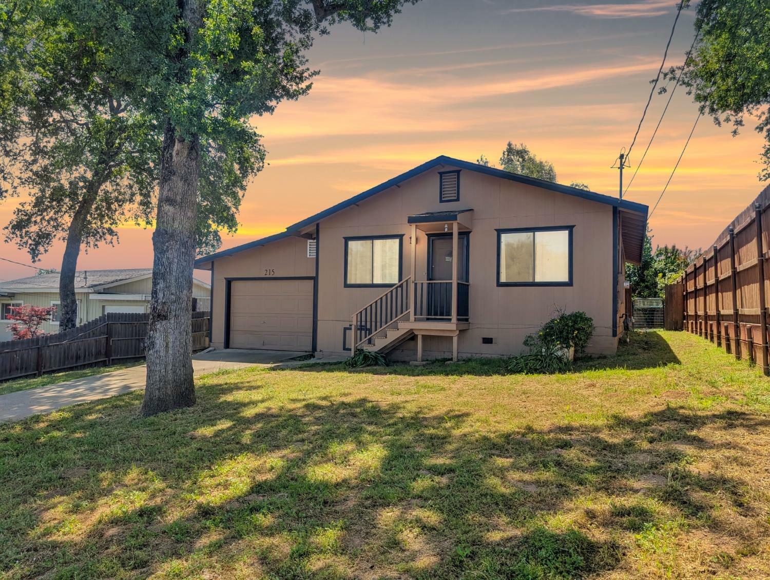 Property Photo: 215 Chestnut Street CA 95252