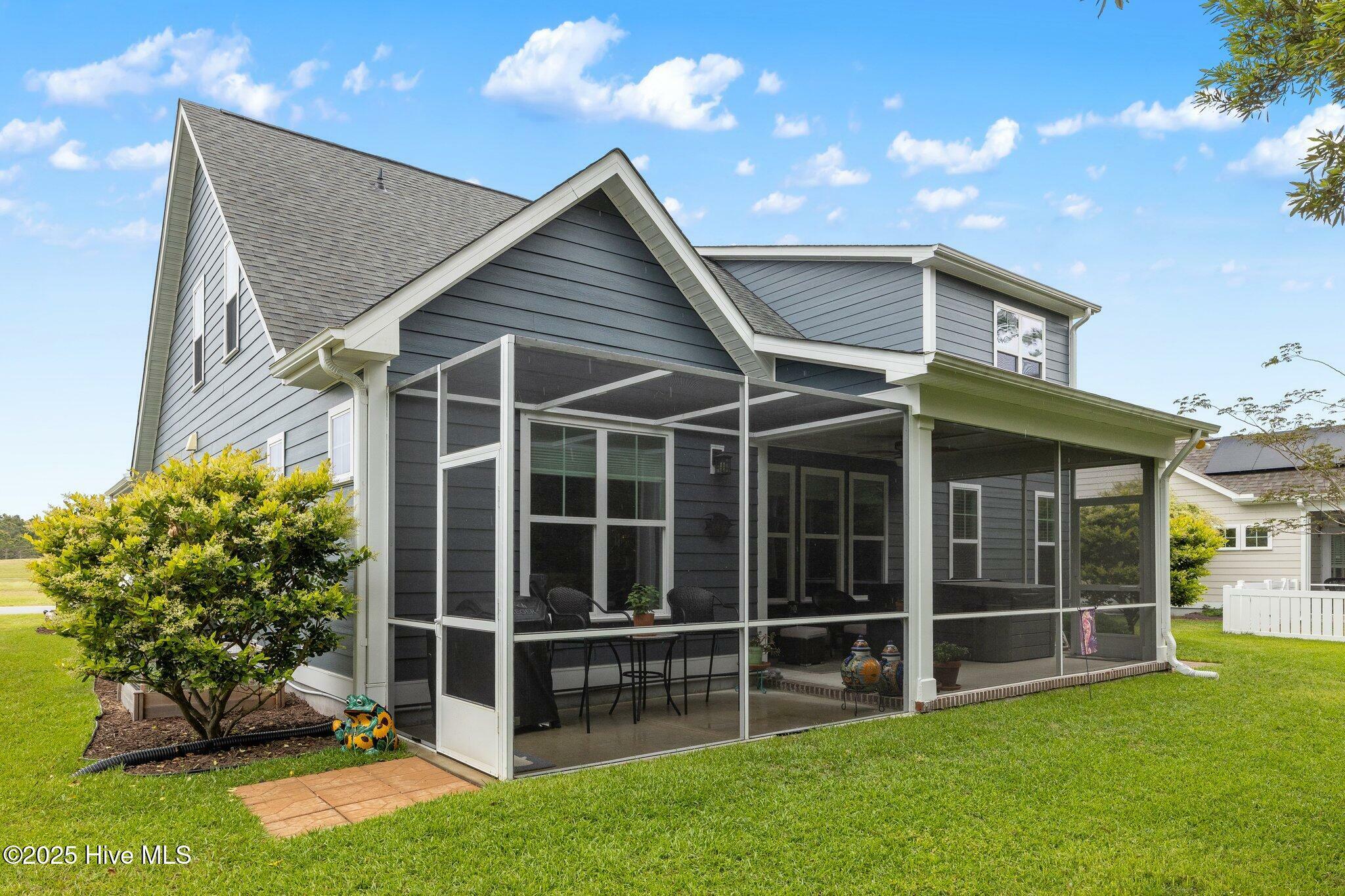 Property Photo: 223 Taylorwood Drive NC 28516