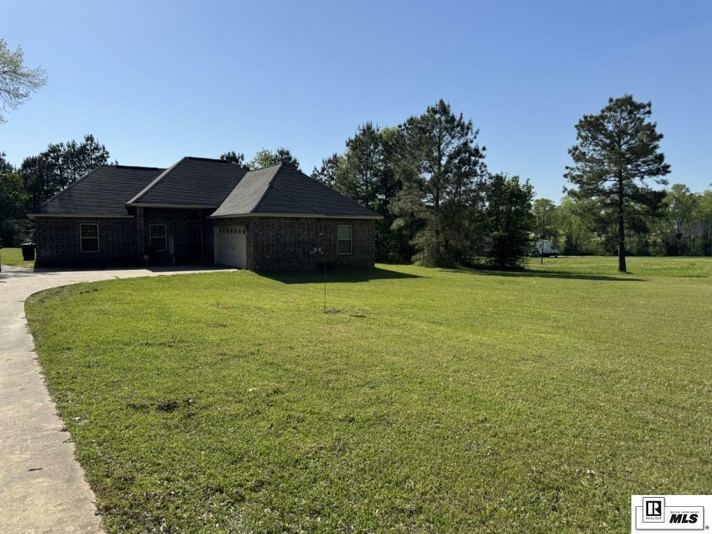 Property Photo: 7971 Highway 80 LA 71270