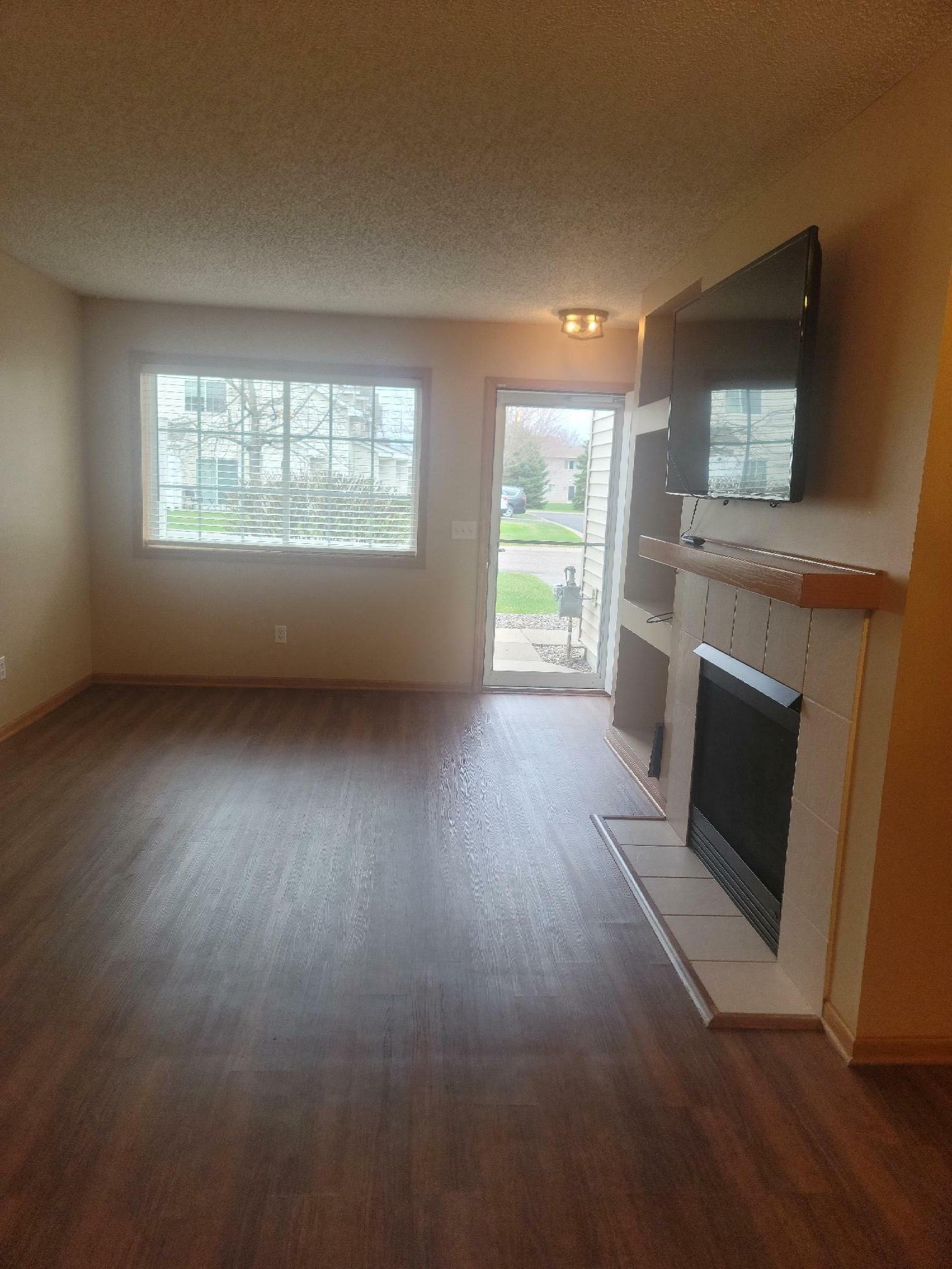 Property Photo: 2502 Yellowstone Drive 87 MN 55033
