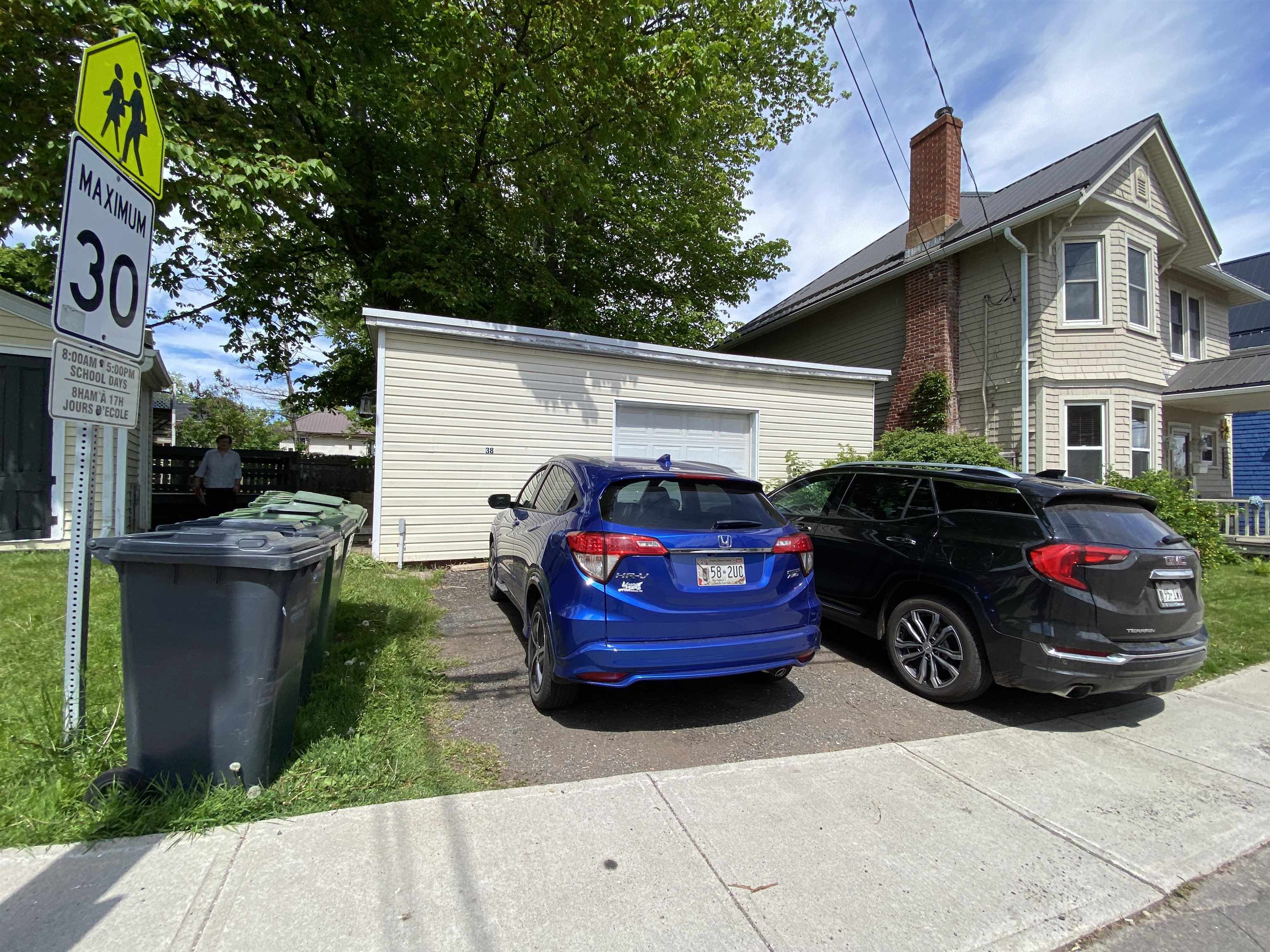 Photo de la propriété: 246-248 Cumberland Street PE C1A 5C7