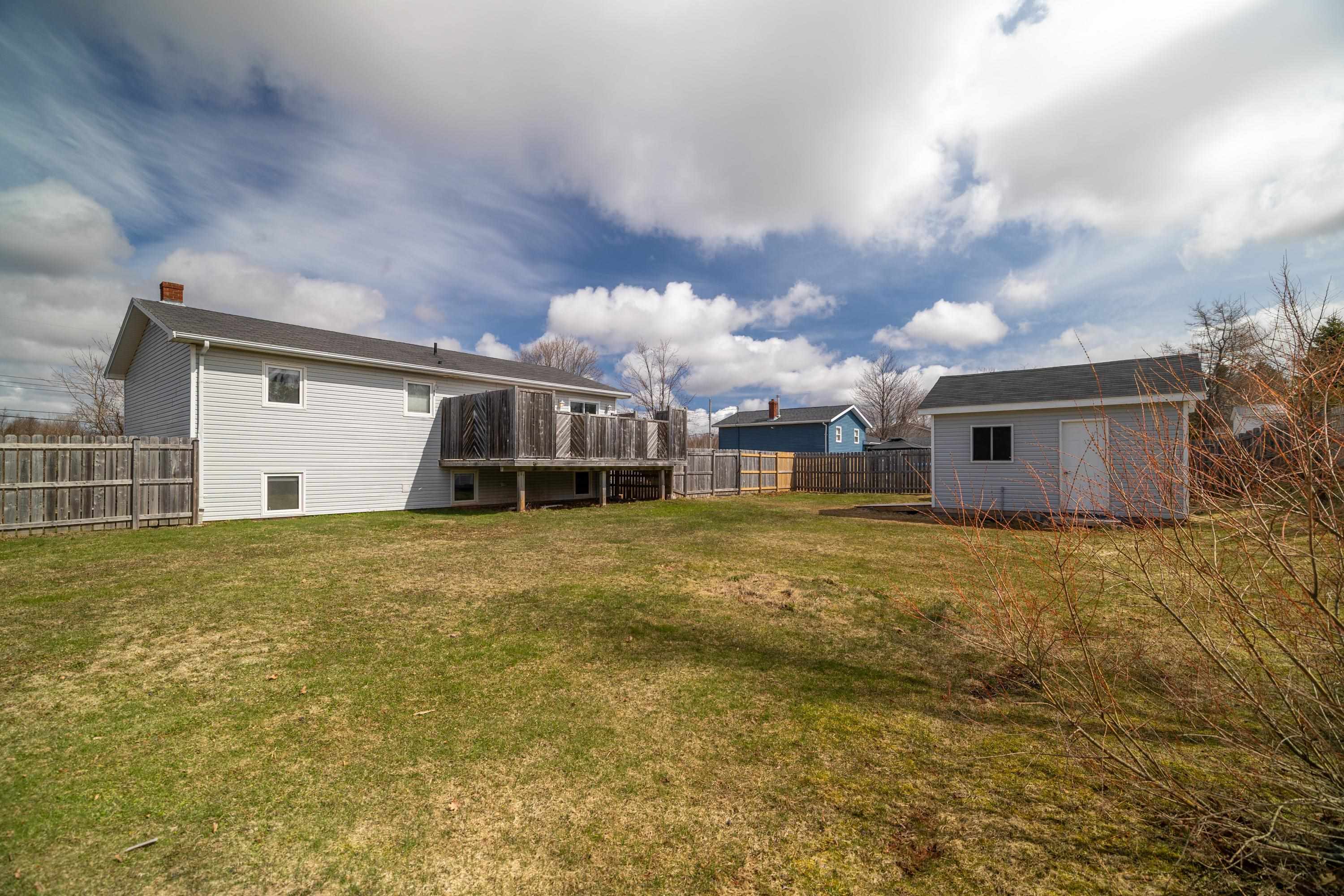 Property Photo: 18 Brookdale Drive PE C1E 1V3