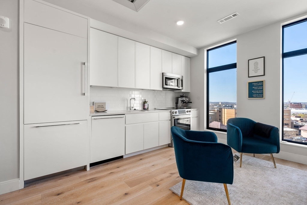 Property Photo:  191 Washington St 615  MA 02135 