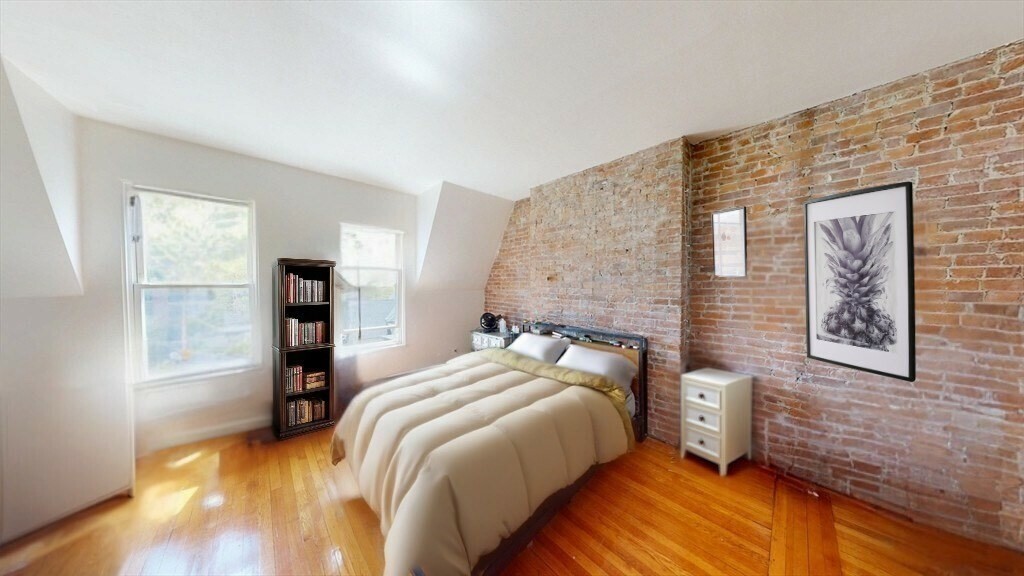Property Photo:  1575 Beacon St 3R  MA 02446 