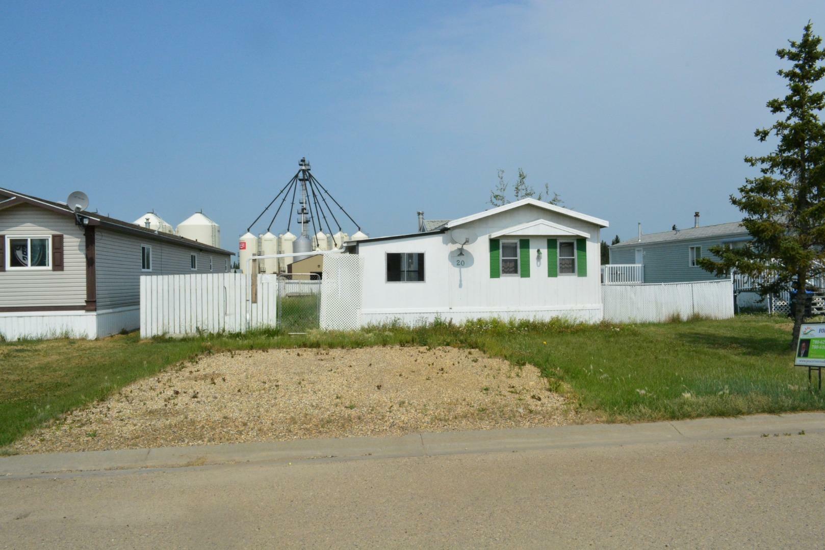 20 Des Compagnon Avenue  St. Isidore AB T0H 3B0 photo