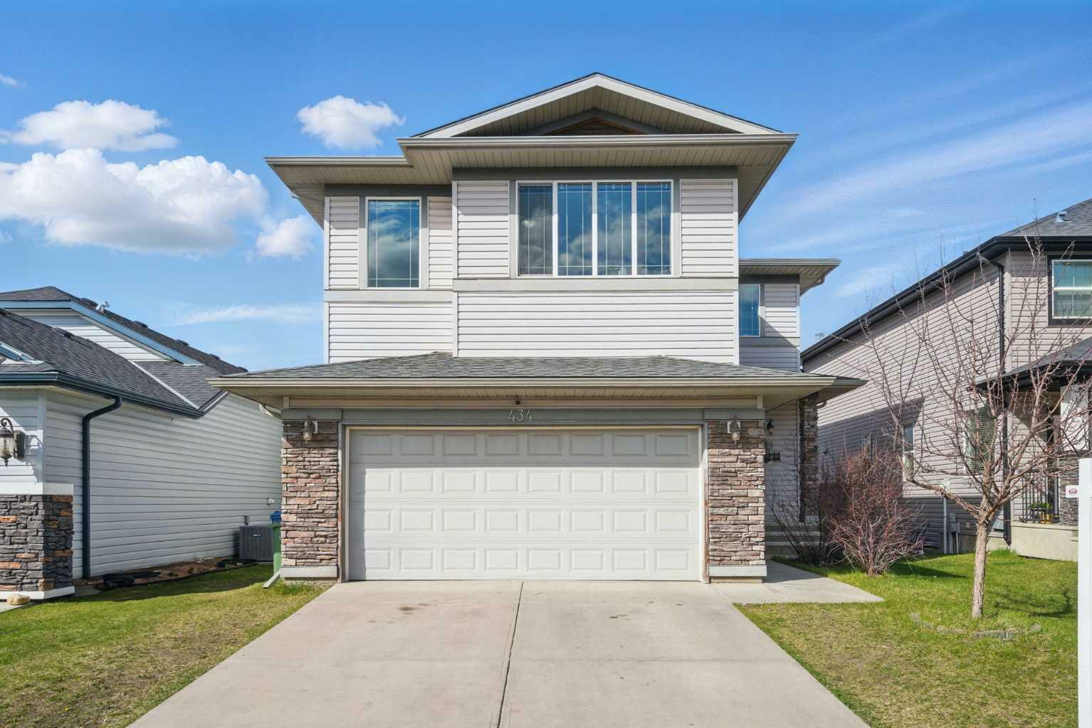 Property Photo: 434 Cimarron Boulevard AB T1S 0J4