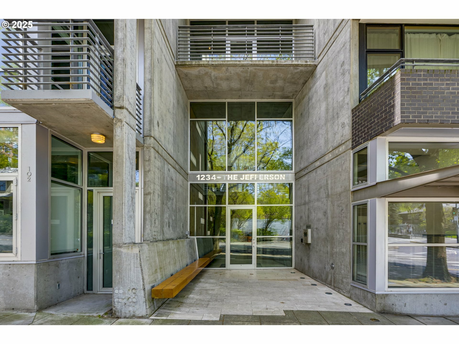 Property Photo: 1234 SW 18th Ave 511 OR 97205