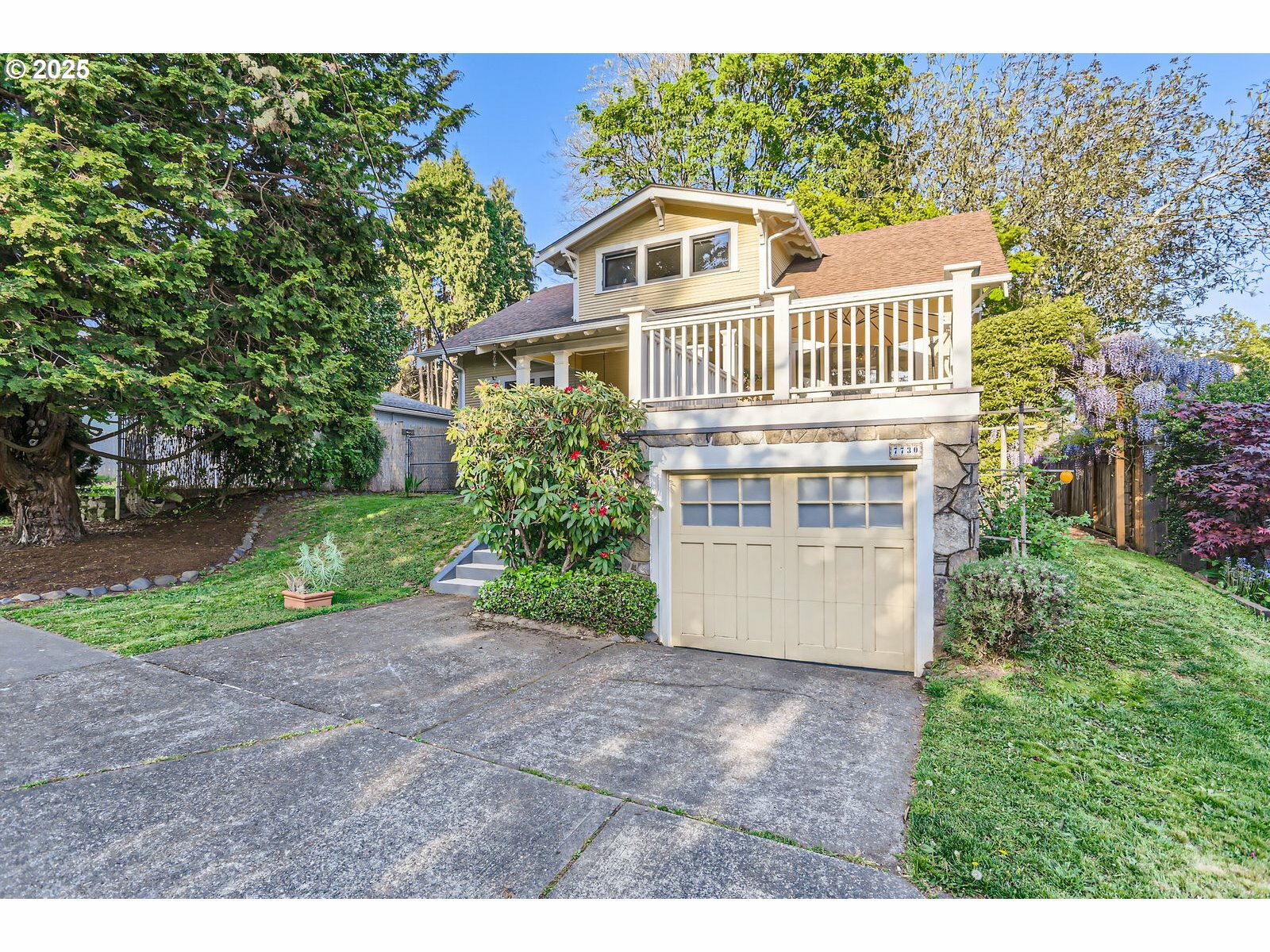 Property Photo: 7730 SE 45th Ave OR 97206