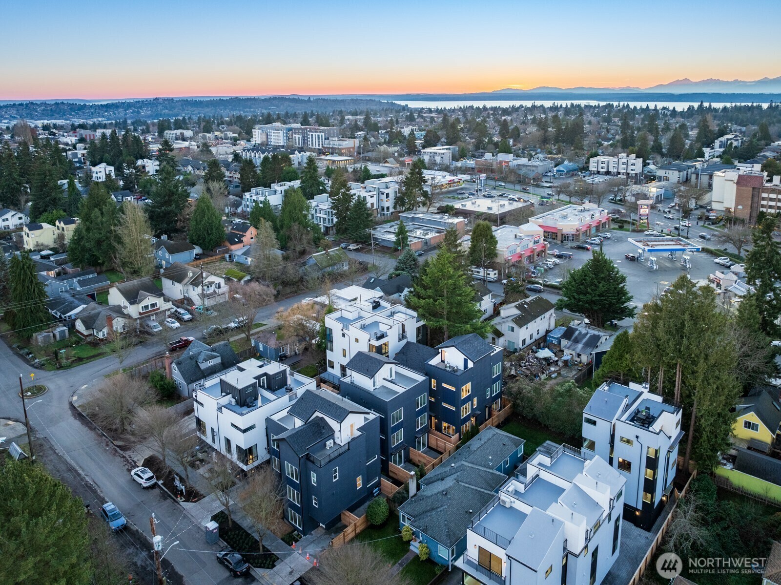 Property Photo: 9017 A 13th Avenue NW WA 98117