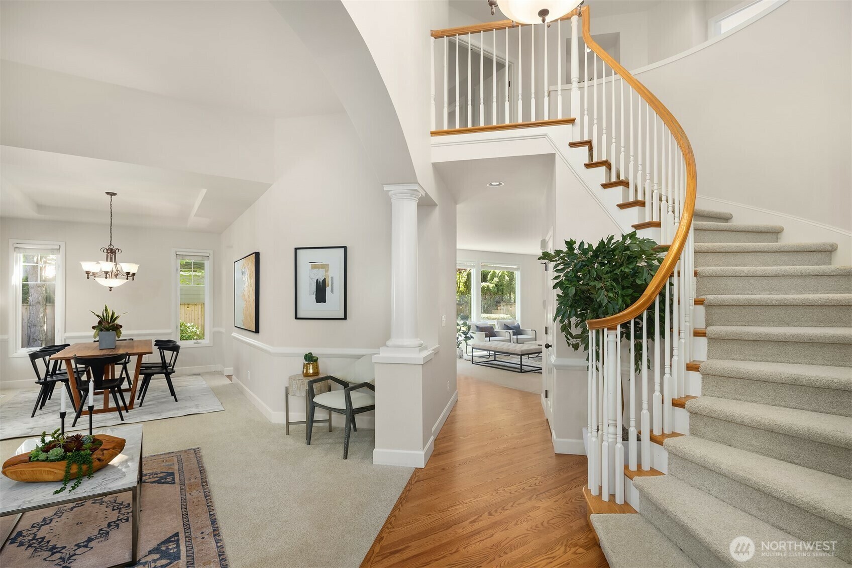 Property Photo: 21011 SE 35th Place WA 98075