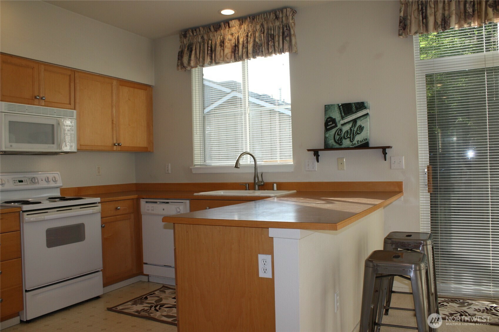 Property Photo: 16206 NE 90th Court WA 98052