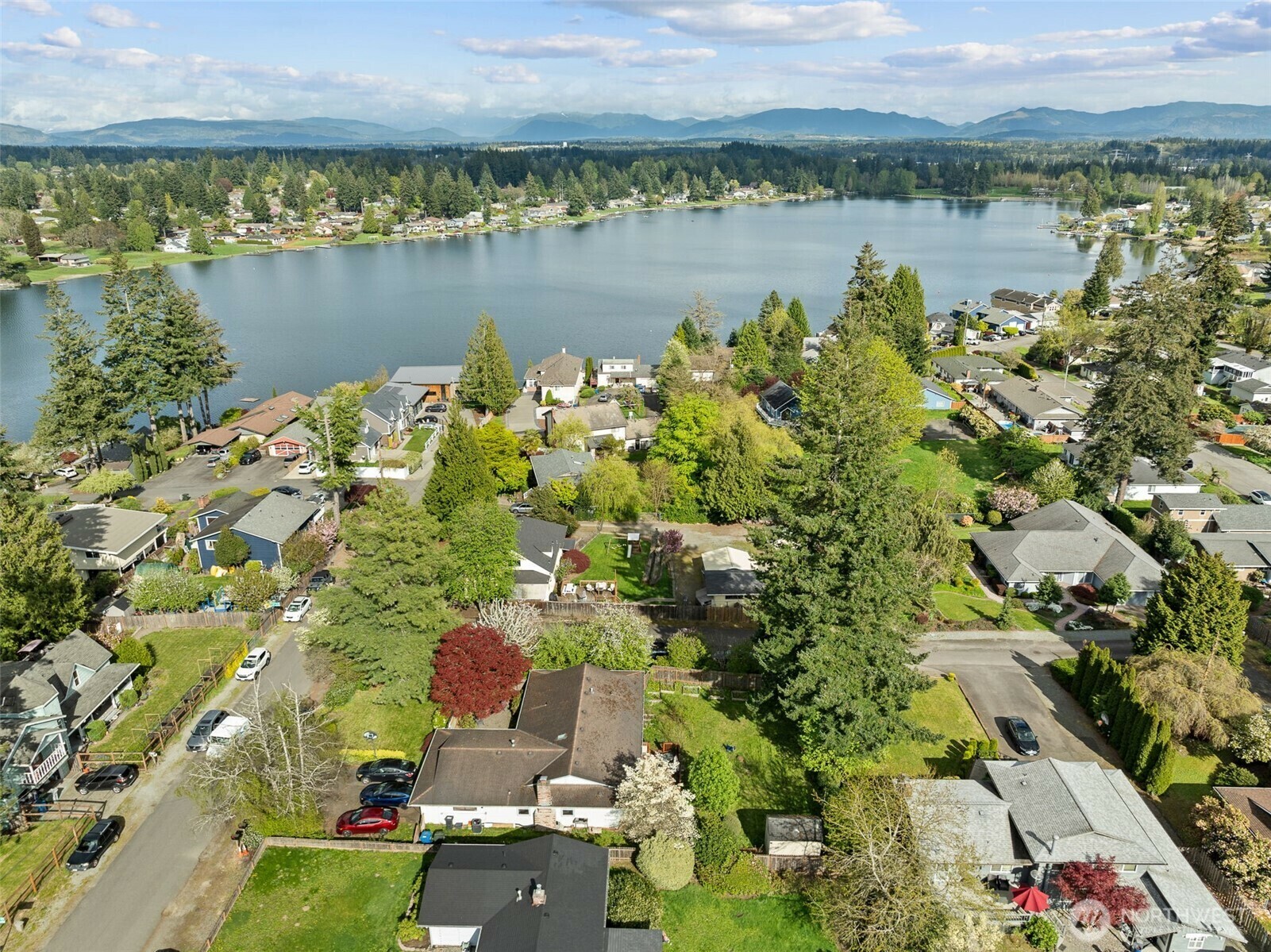 Property Photo: 13601 SE 266th Street WA 98042