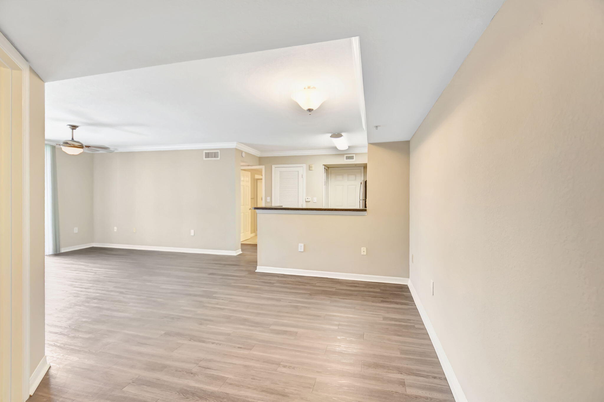 Property Photo: 15075 Michelangelo Boulevard 204 FL 33446