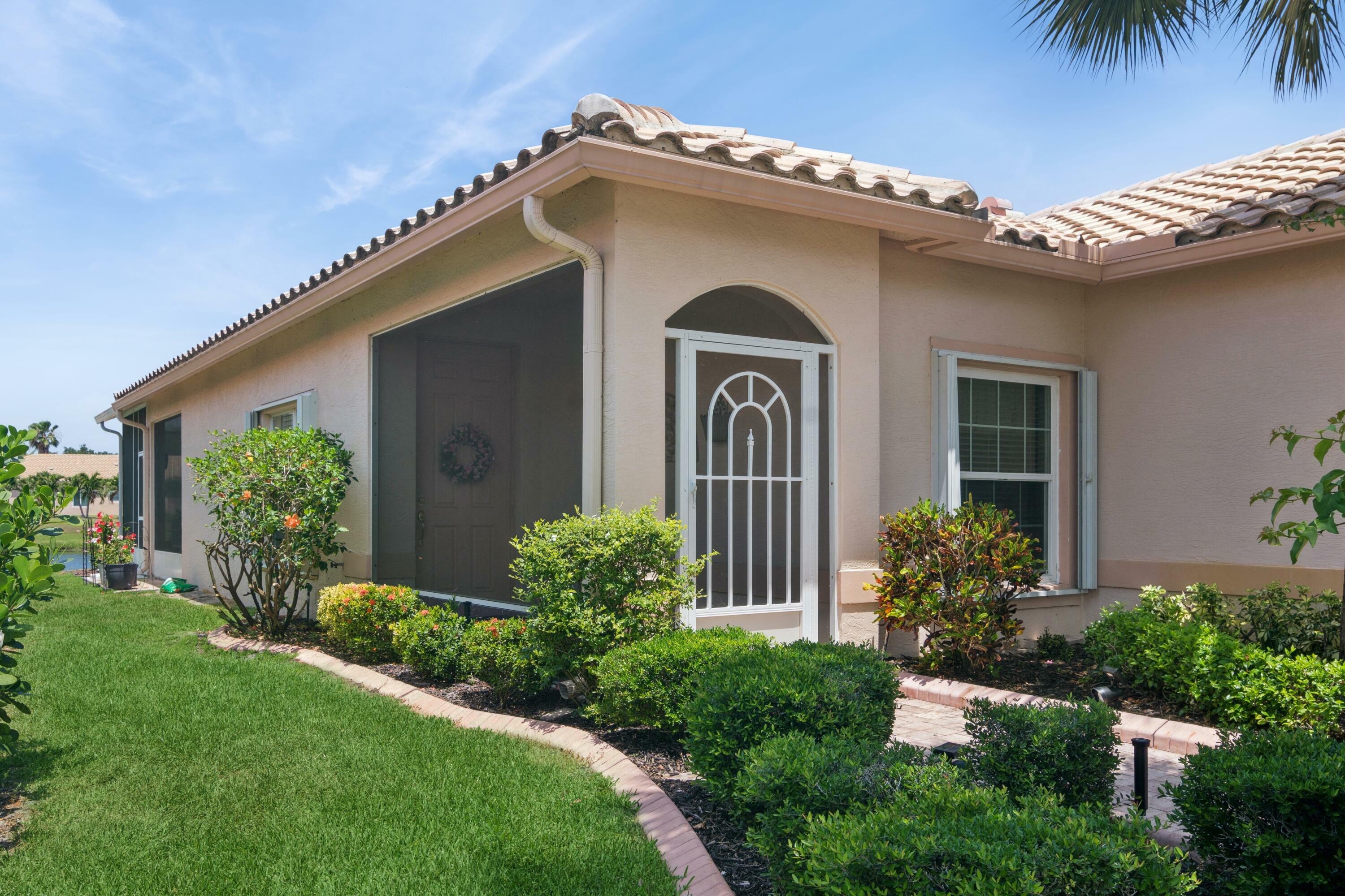 Property Photo: 324 NW Breezy Point Loop FL 34986