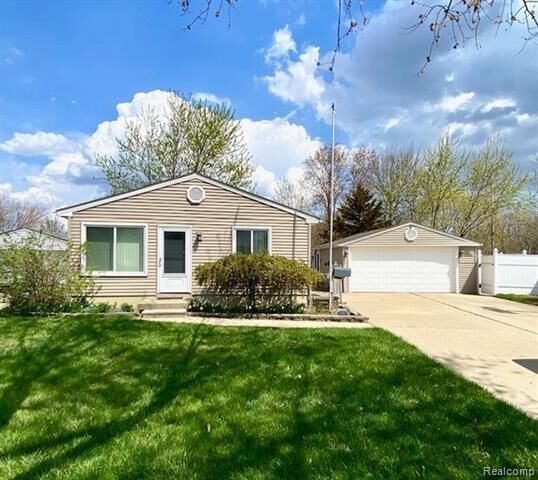 Property Photo:  15387 Orchard Street  MI 48174 