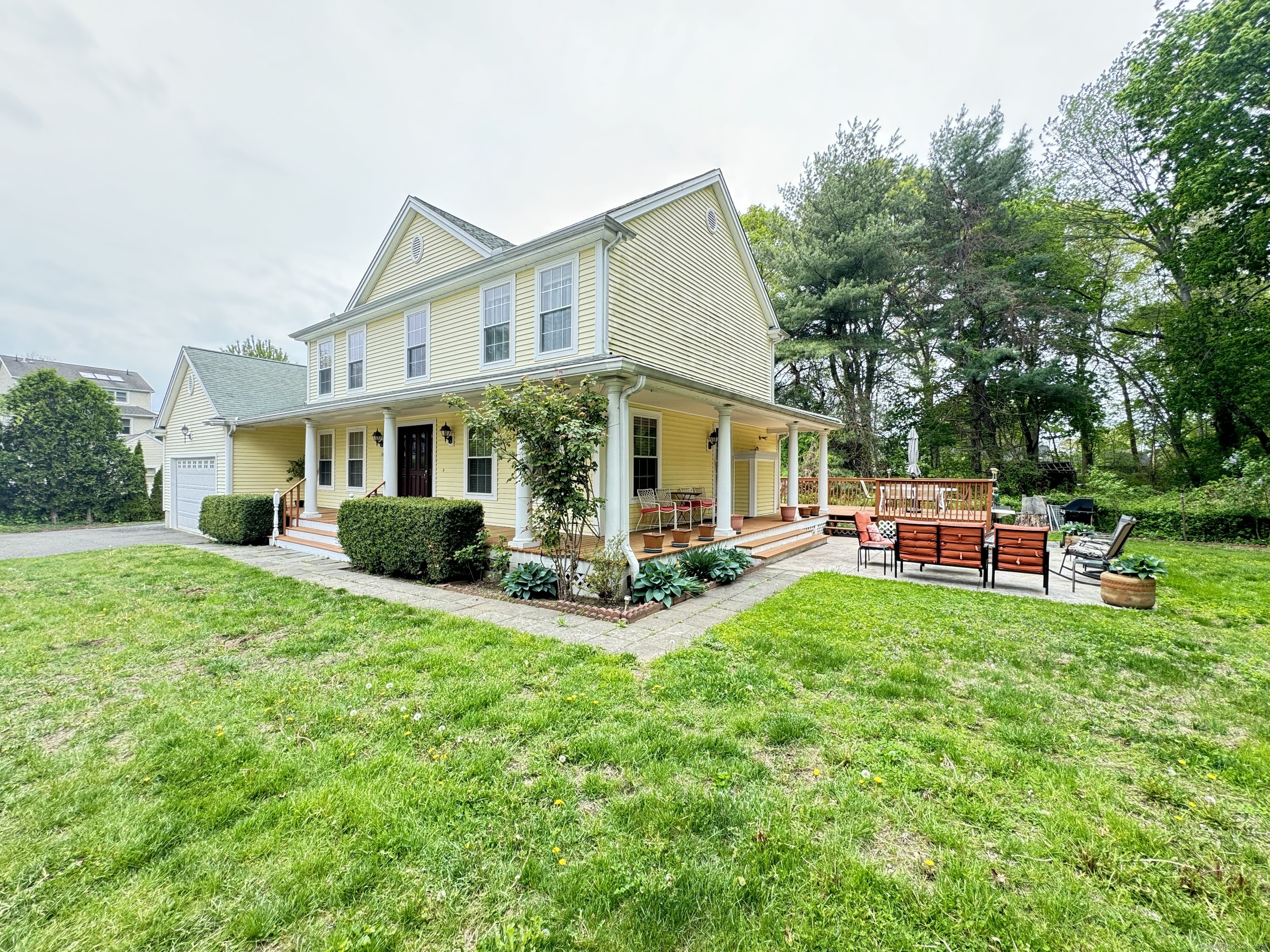 598 Nichols Avenue  Stratford CT 06614 photo